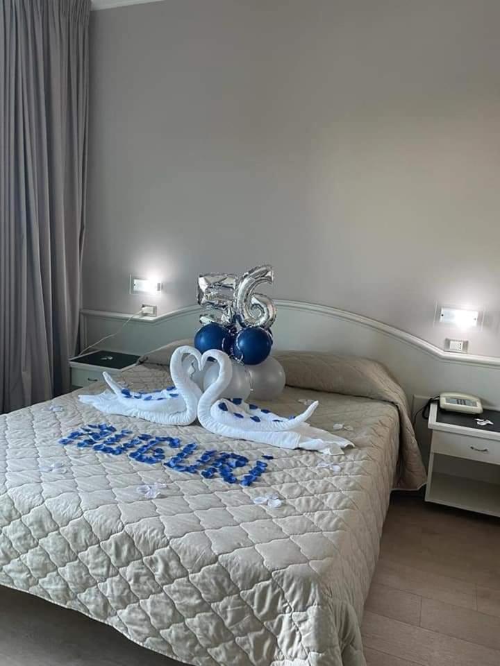 Hotel Maja Pescara Exteriör bild